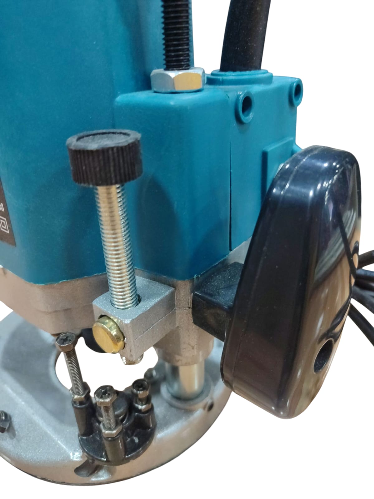 Router 1600W para fresas de 1/4" Y 1/2"