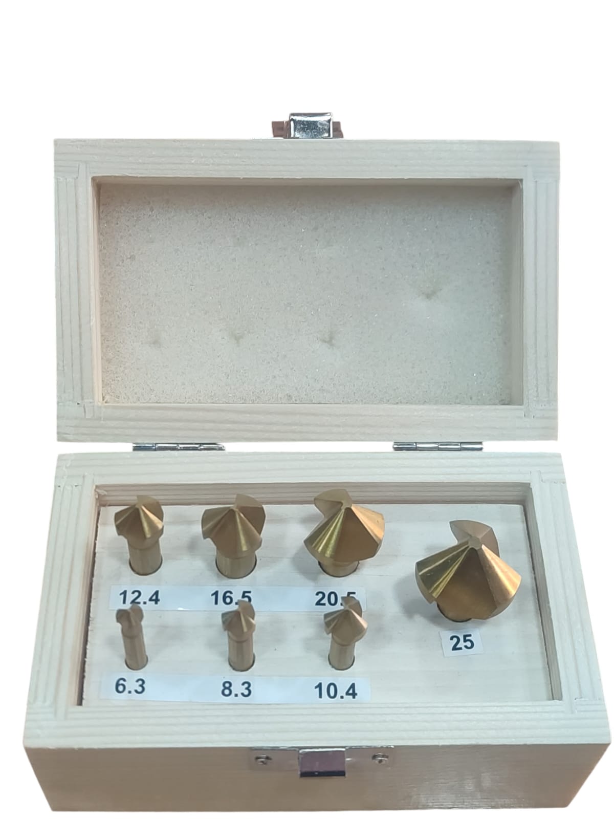 Juego de 7 avellanadores en caja de madera