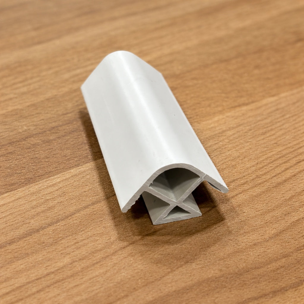 Conector de zocalos 100mm 90 grados Blanco